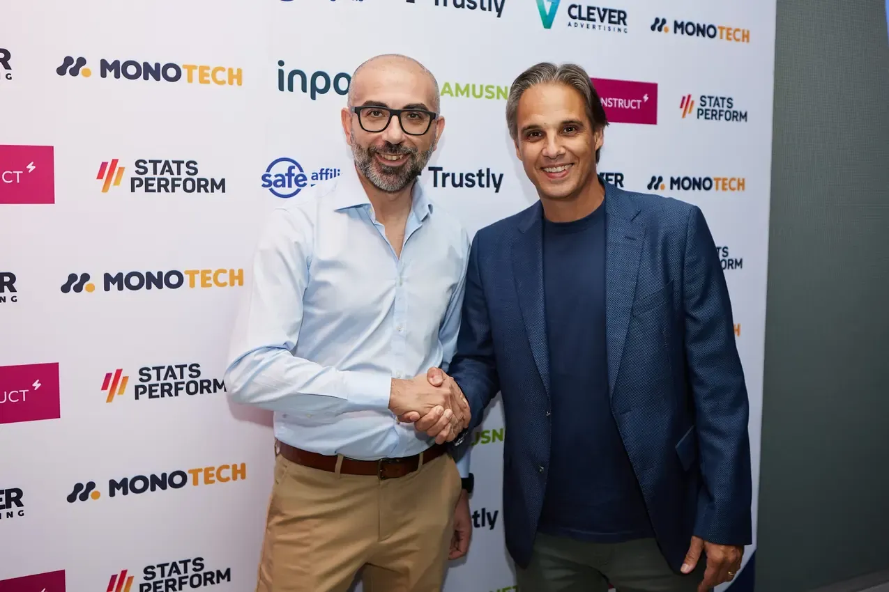 Nuno Gomes and Pierre Pulis, Betby CMO, at the sponsor wall