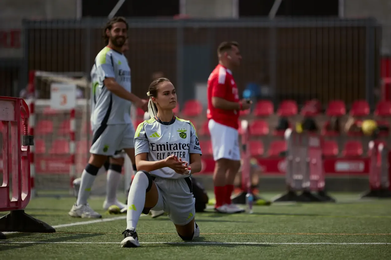 Player kneeling on the pitch during the match