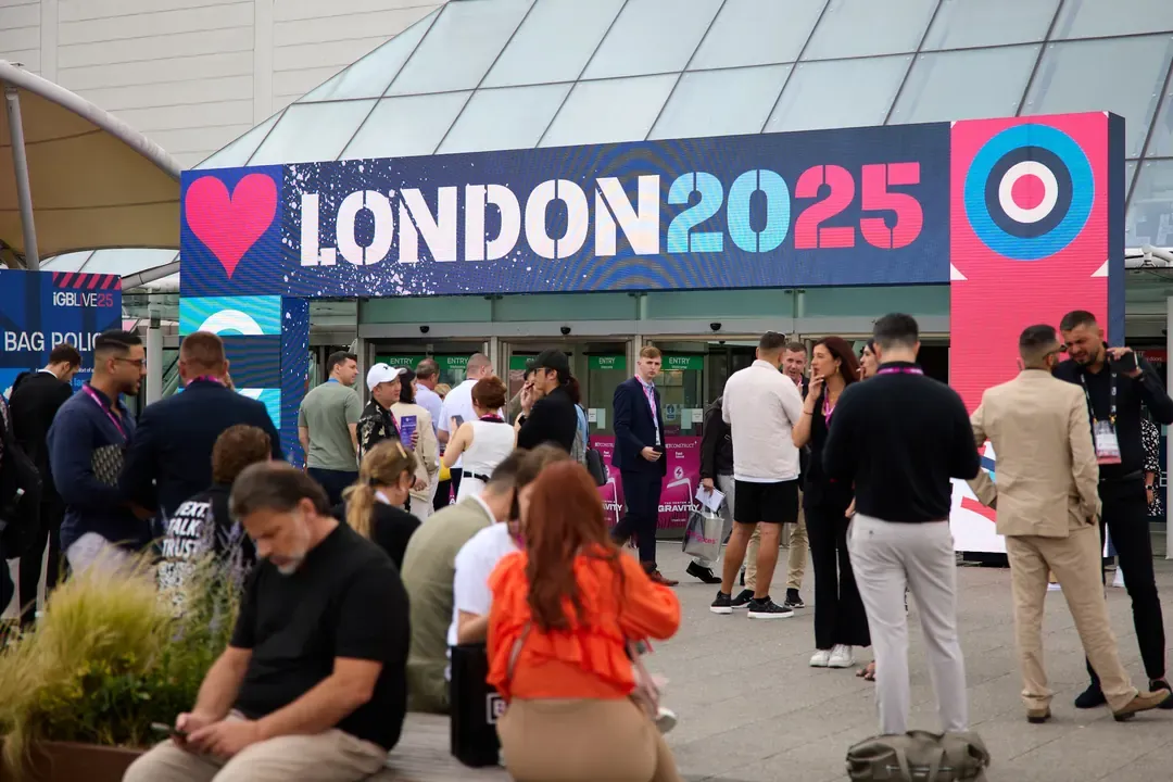 Wide shot of the expo hall